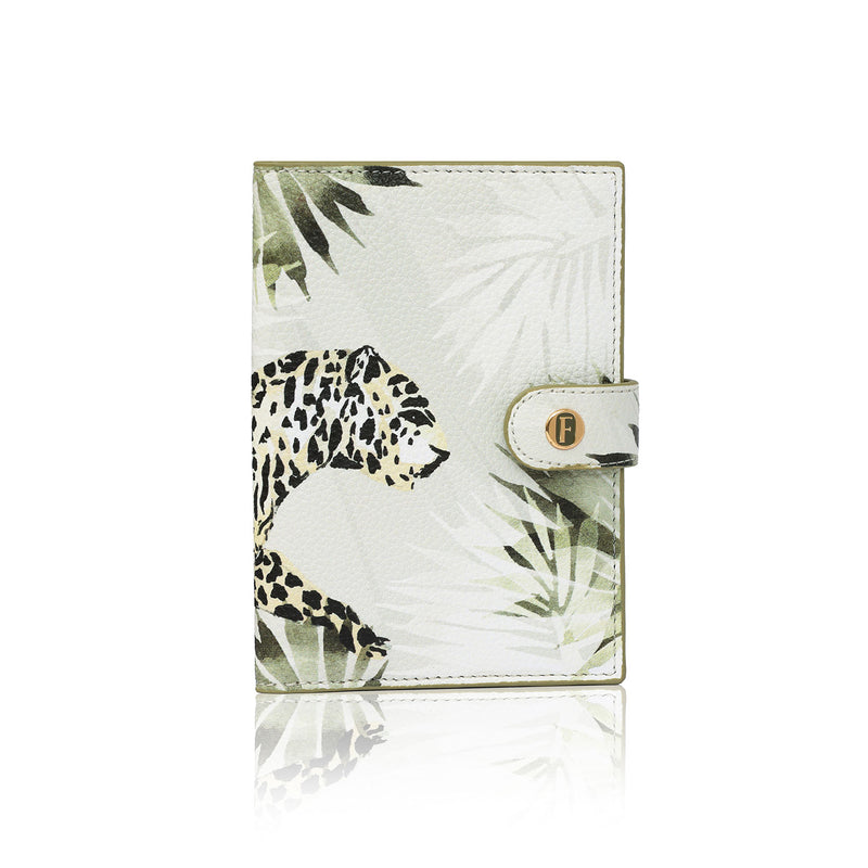 Gemma Passport Holder Leo